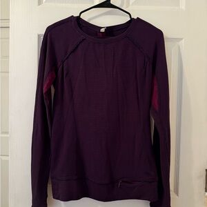 Lululemon workout Long Sleeve Top